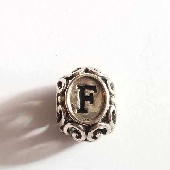 Relisted - Chamilia Authentic Sterling Silver Charm Initially Speaking F - Picture 2 of 16